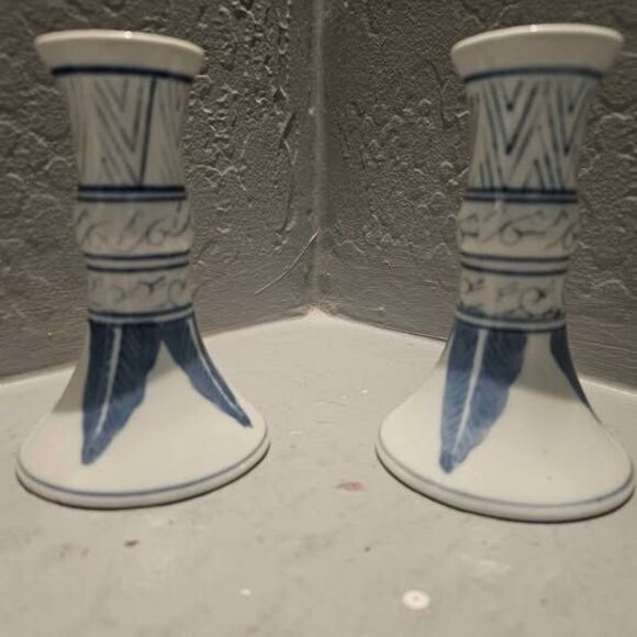 Williams Sonoma Ceramic Blue and White Candlesticks Set of 2 5" x 3" - Picture 1 of 7